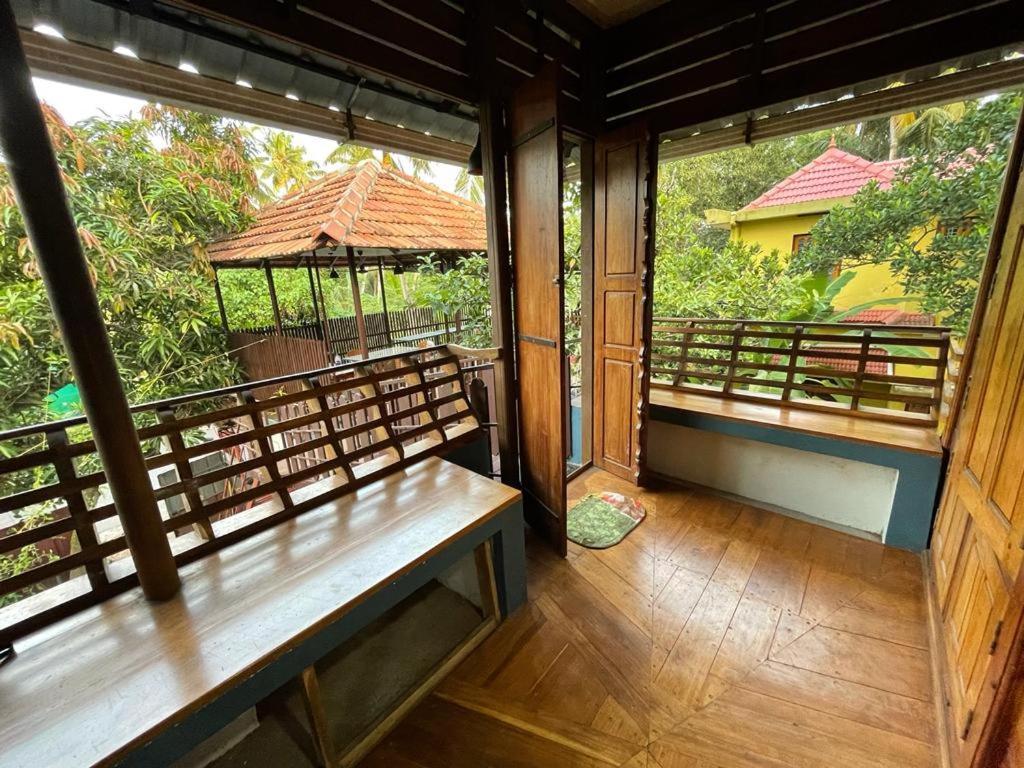 Mundromocktail Tourist Home Sasthamcotta Εξωτερικό φωτογραφία
